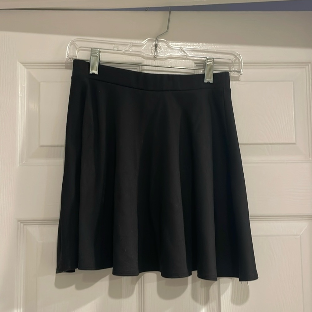 Abound Black M Skirt